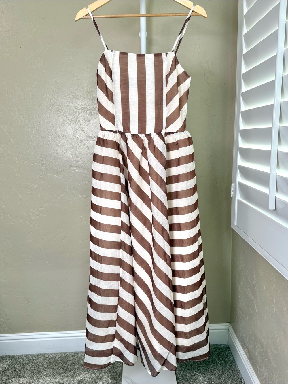 Commense Brown and Cream Striped Maxi Dress - Picture 3 of 9